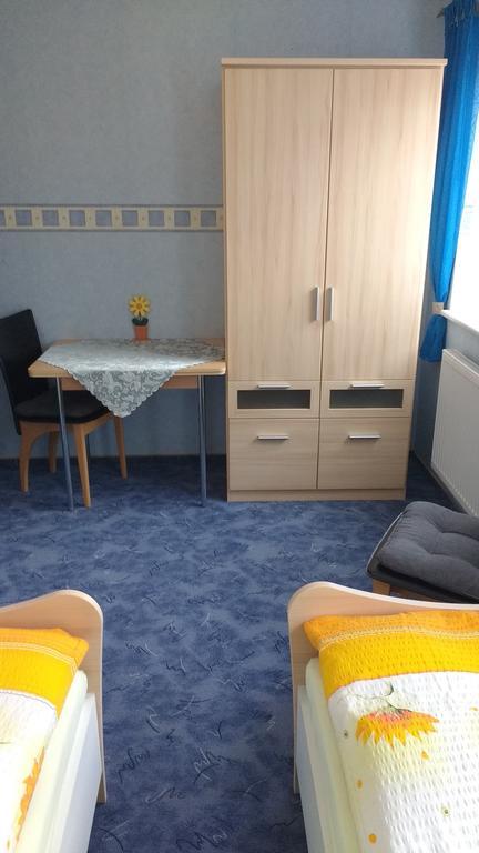 Antjes Ferienwohnung פלונהיים מראה חיצוני תמונה